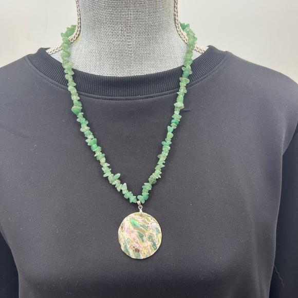 Abalone shell and Jadelite 925 Sterling silver necklace - Picture 2 of 8